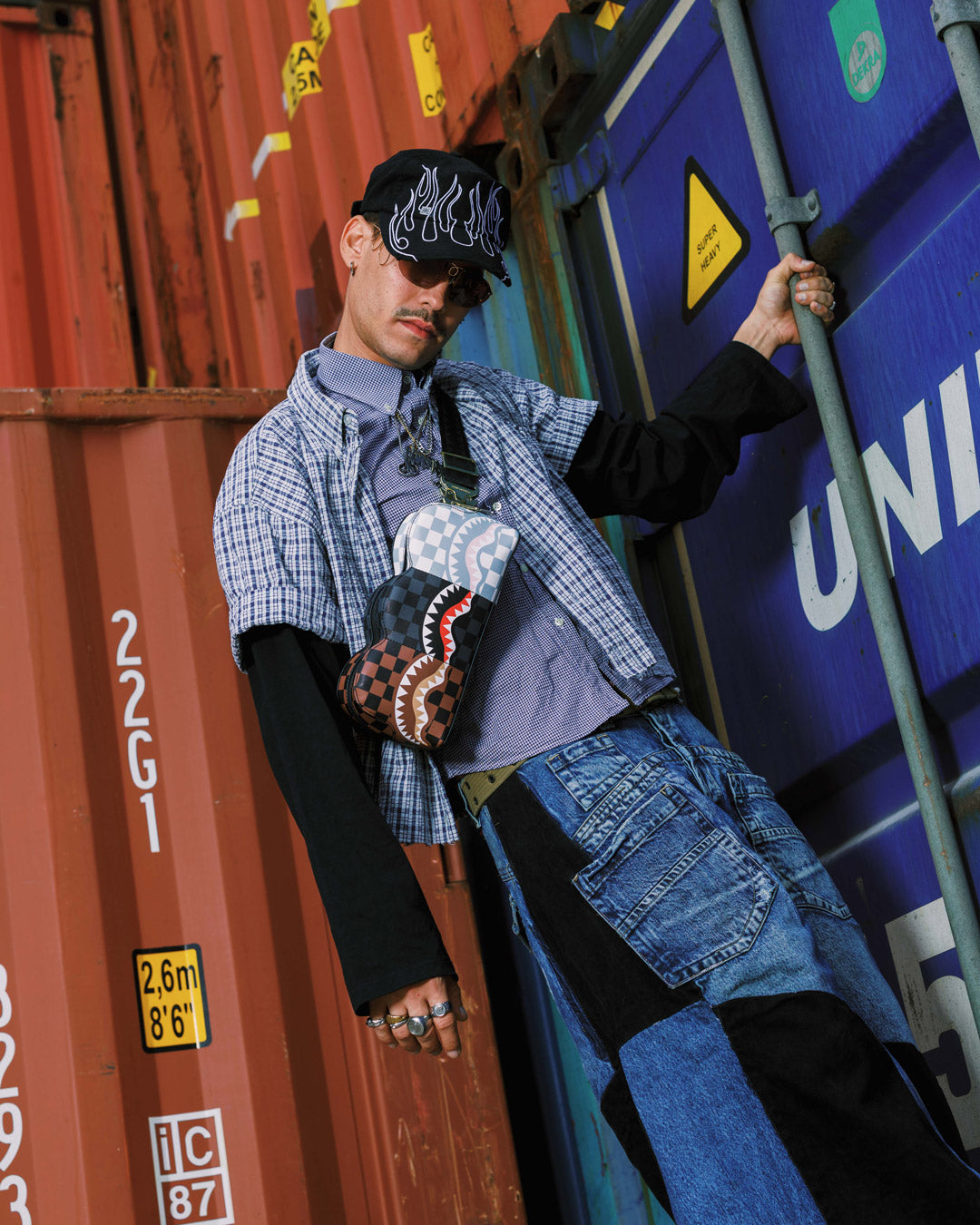 TRINITY SHARK FLEX CROSSBODY