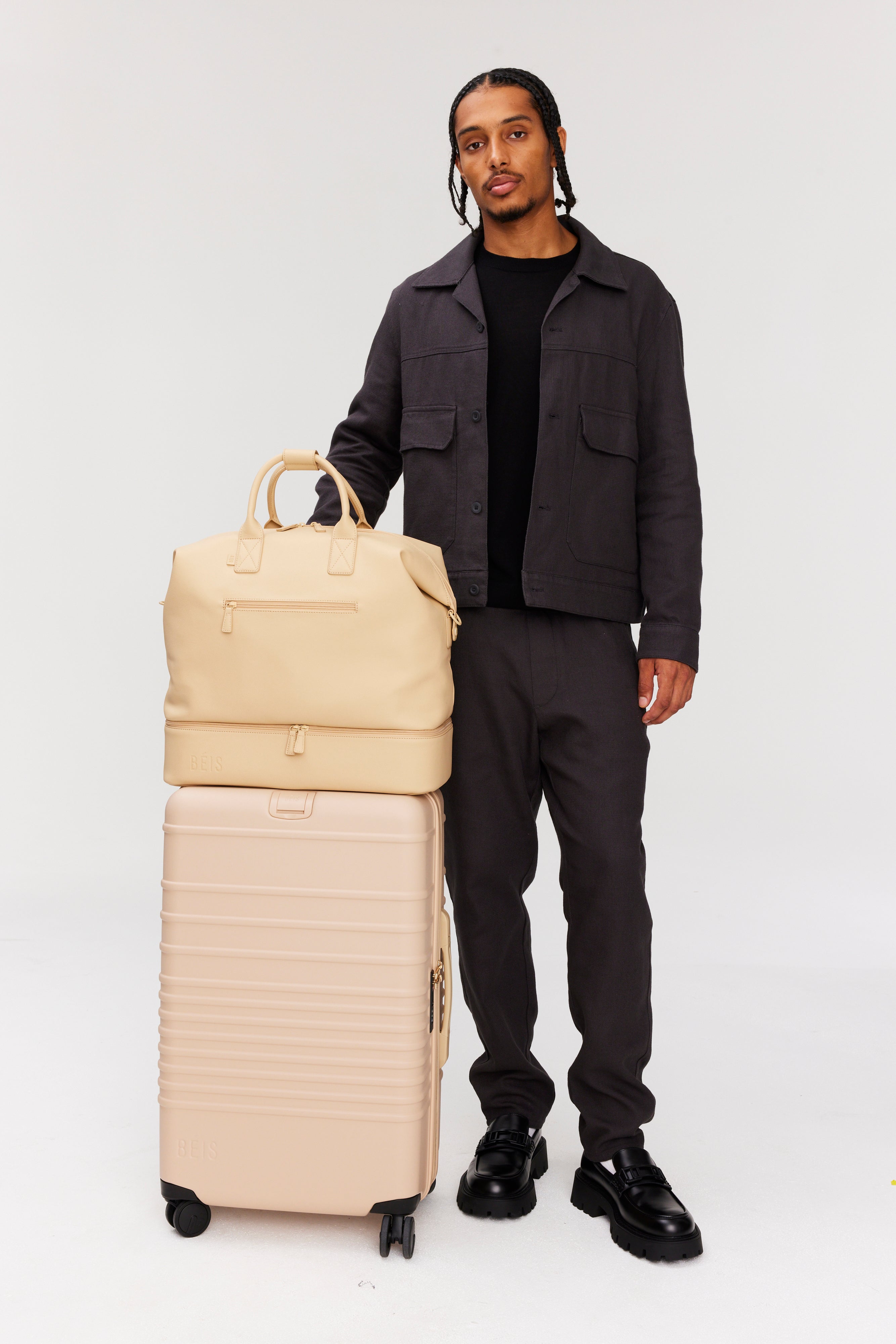 The Premium Weekender in Beige