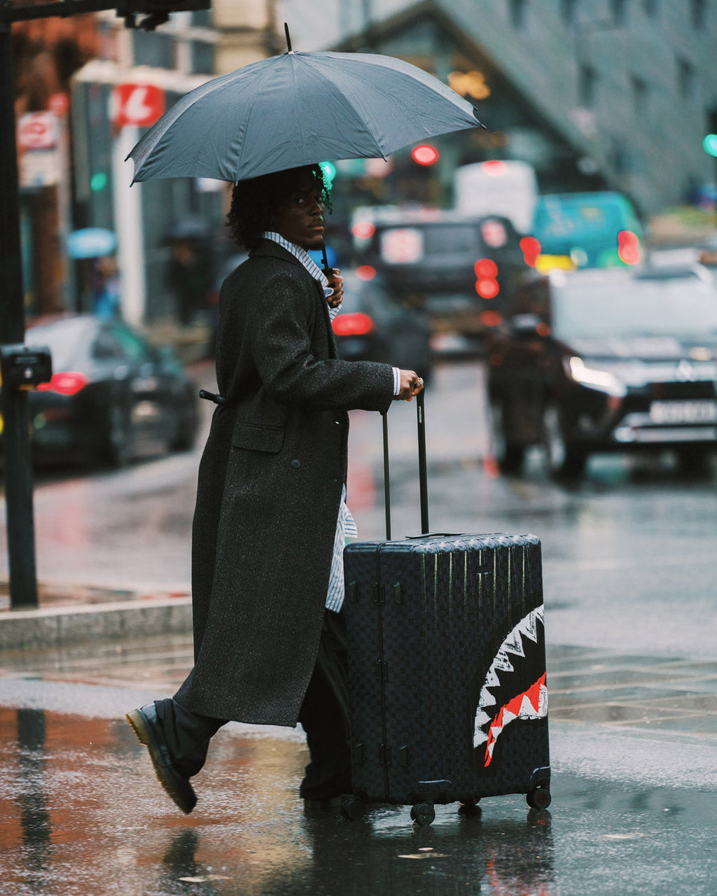 MIDNIGHT SHADOW FULL-SIZE LUGGAGE