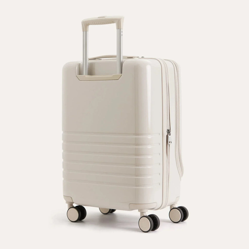 Getaway 20'' Carry-on: Front-Opening