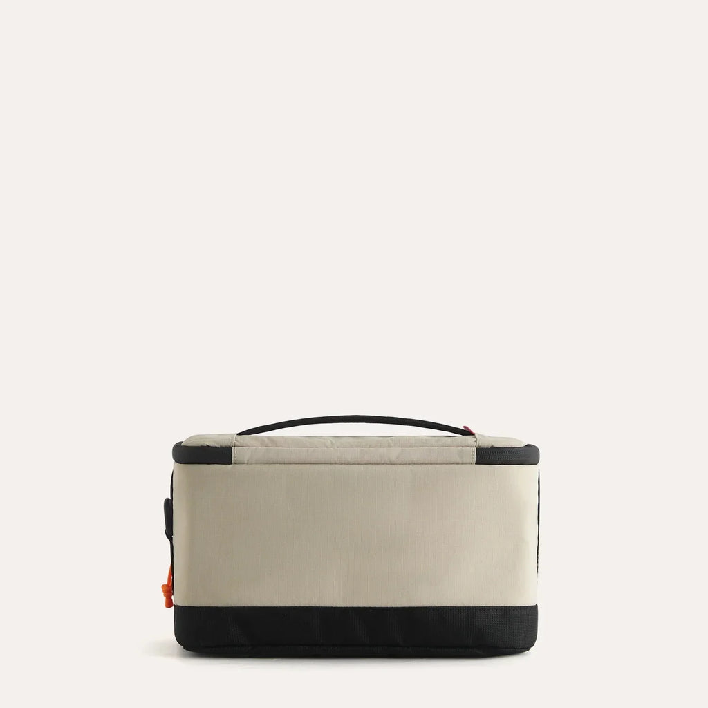Blast 4.5L Hanging Toiletry Bag